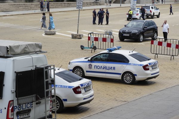 Президентът на Украйна Володимир Зеленски пристигна днес на еднодневно посещение в София. Мерките за сигурност в центъра на столицата бяха засилени. БГНЕС/СТЕФАН ВАСИЛЕВ